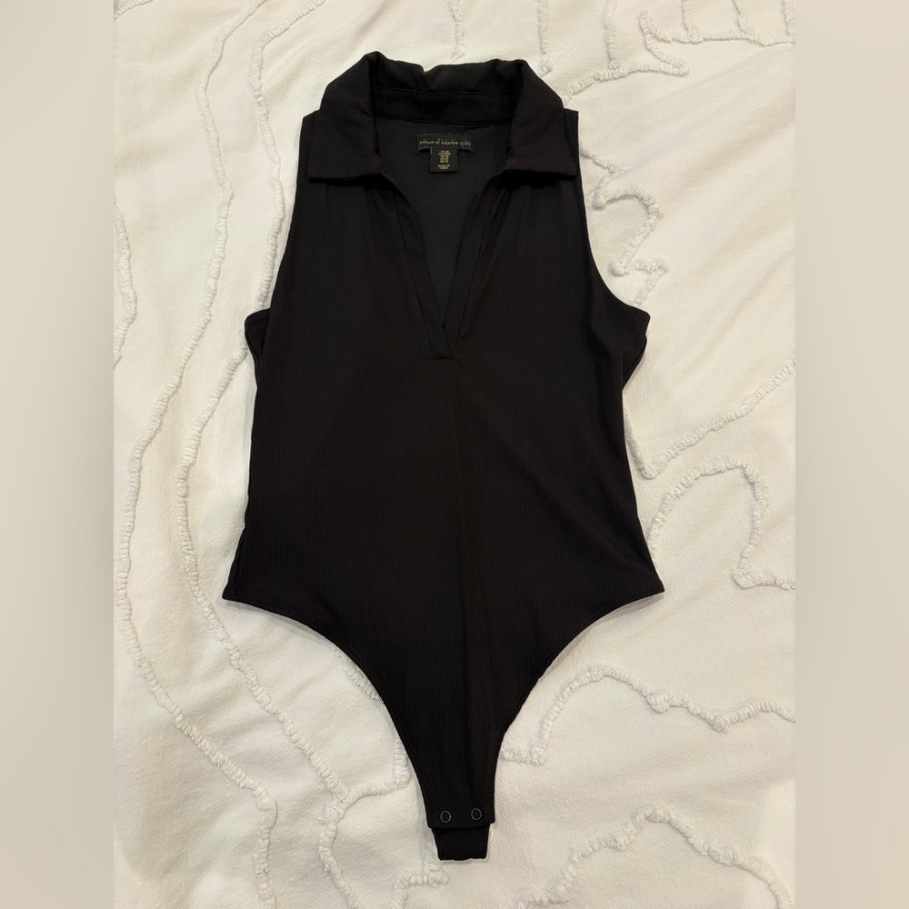 House of Harlow 1960 Black Sleeveless Collared Bodysuit